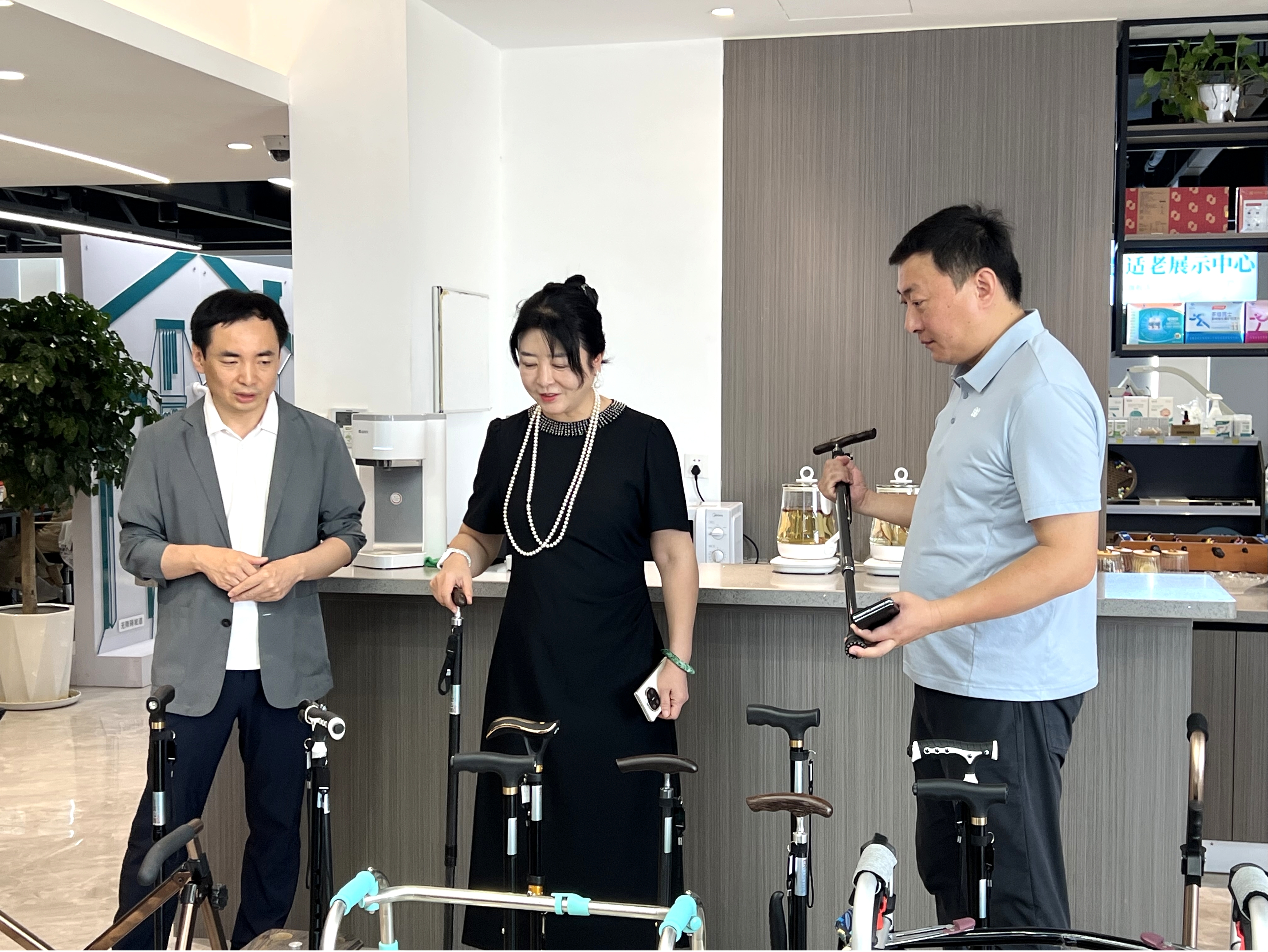 圖片2.jpg 圖片2.jpg